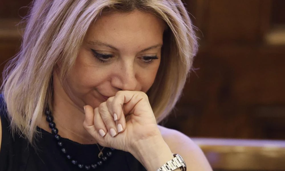 Ανάρτηση καταπέλτης από τη Μαρία Καρυστιανού: "Στηρίζεται και επιβραβεύεται η διαφθορά"